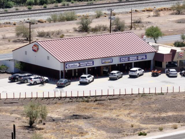 A beloved Picacho Peak staple closes after 40 years - NewsBreak