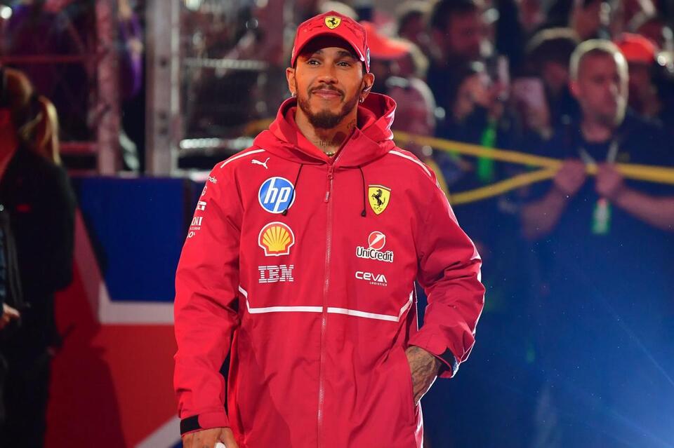 F1 Icon Lewis Hamilton and Kim Kardashian Make First Public Outing at ...