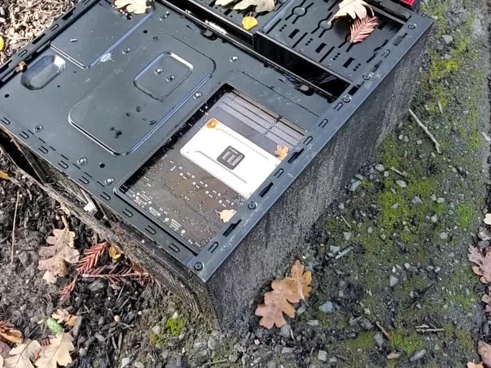 Why Can't You Throw Away Old Electronics at the Curb?