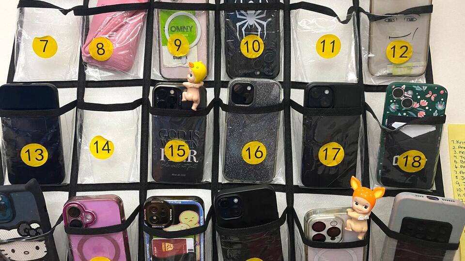 New York’s cellphone ban: Exemptions, enforcement, and costs explained ...