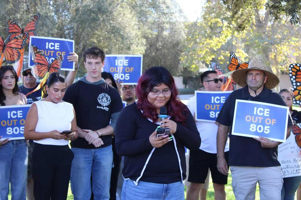 ICE Agents Reportedly Detain 114 People on Central Coast During Week ...