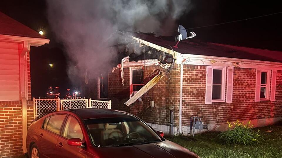 Firefighters discover dogs dead in Portsmouth home after fire - NewsBreak