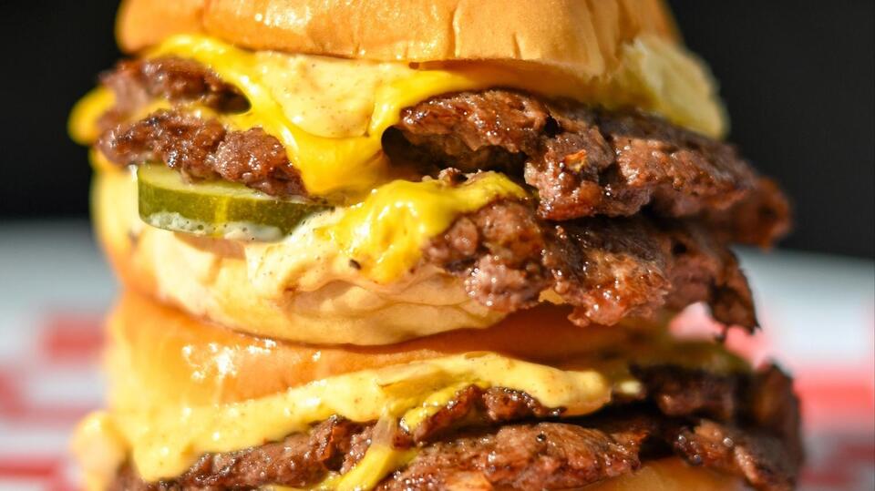 7th Street Burger Bringing Smashburgers to Fishtown