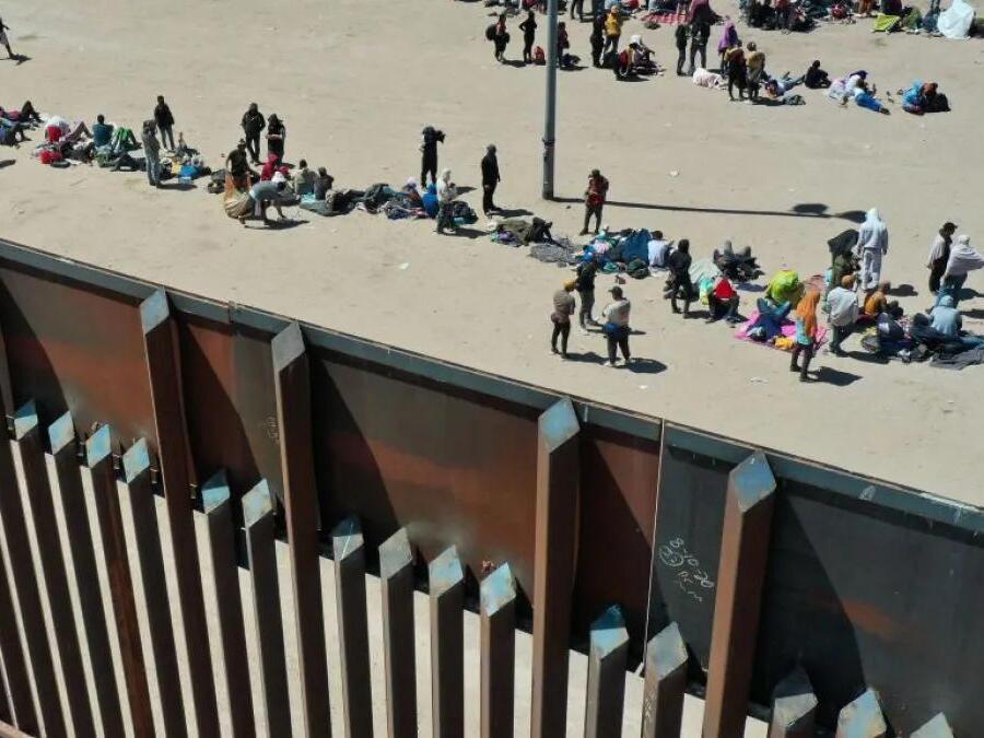 Biden is asking for Mexican help to stop the record surge of migrants ...