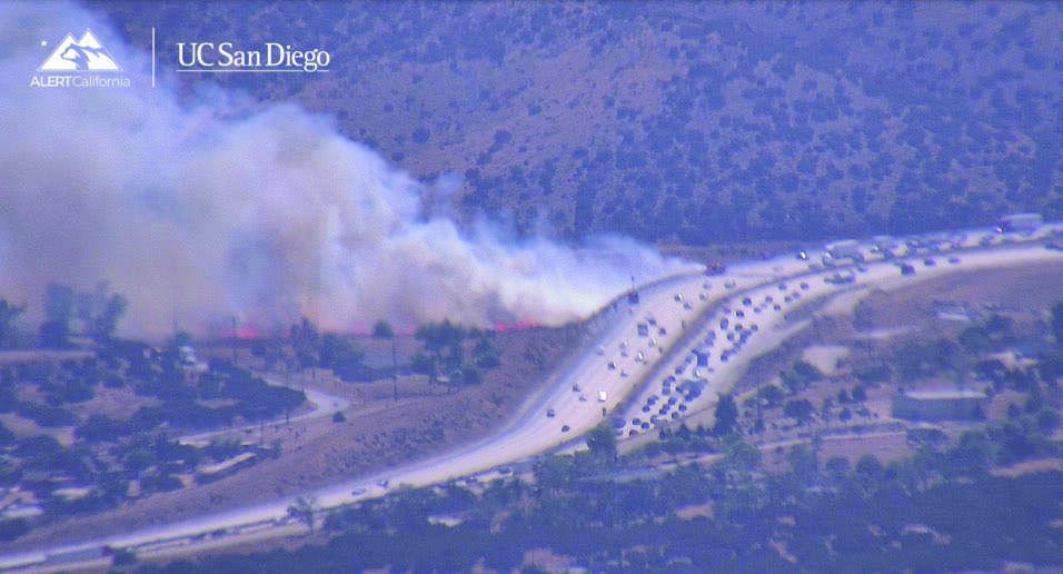 Rover fire prompts evacuation warnings in Agua Dulce/Acton area - NewsBreak