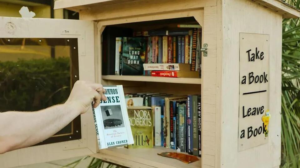Ohio HOA Orders Homeowner's Little Free Library to Be Taken Down ...