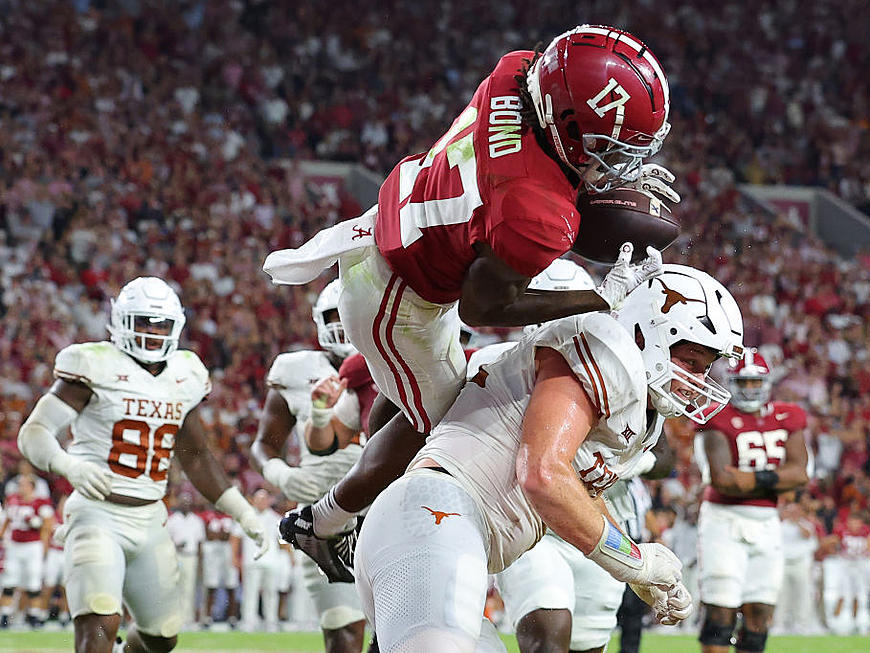 Alabama Beats For Title And Playoff Spot