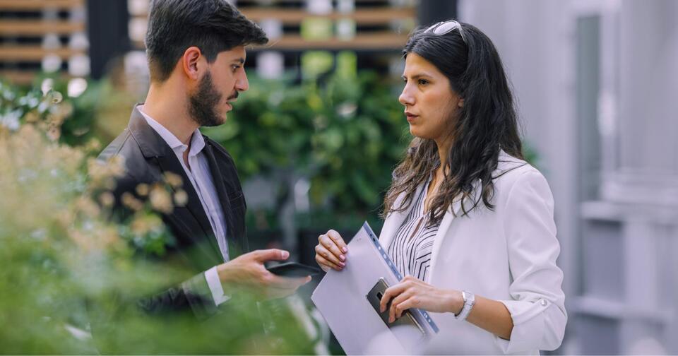 7 little-known body language gestures you don’t realize are making you ...