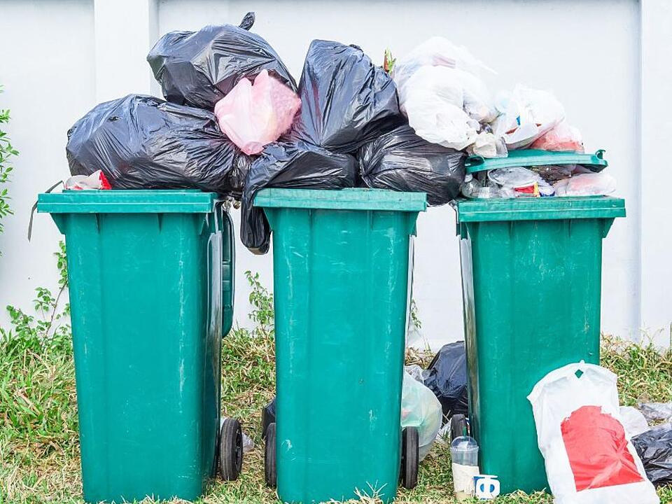 Argument Over Garbage Cans Turns Violent In Illinois Neighborhood