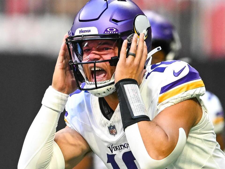 Vikings QB future Sign a top free agent? Seek a trade? A look at five