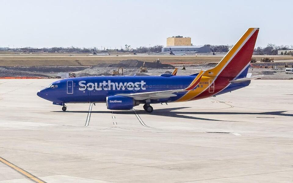 Southwest flight attendant overstayed tourist visa: DHS
