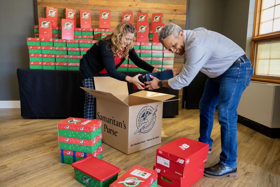 Operation Christmas Child drop-off locations open Nov. 16-23 - NewsBreak