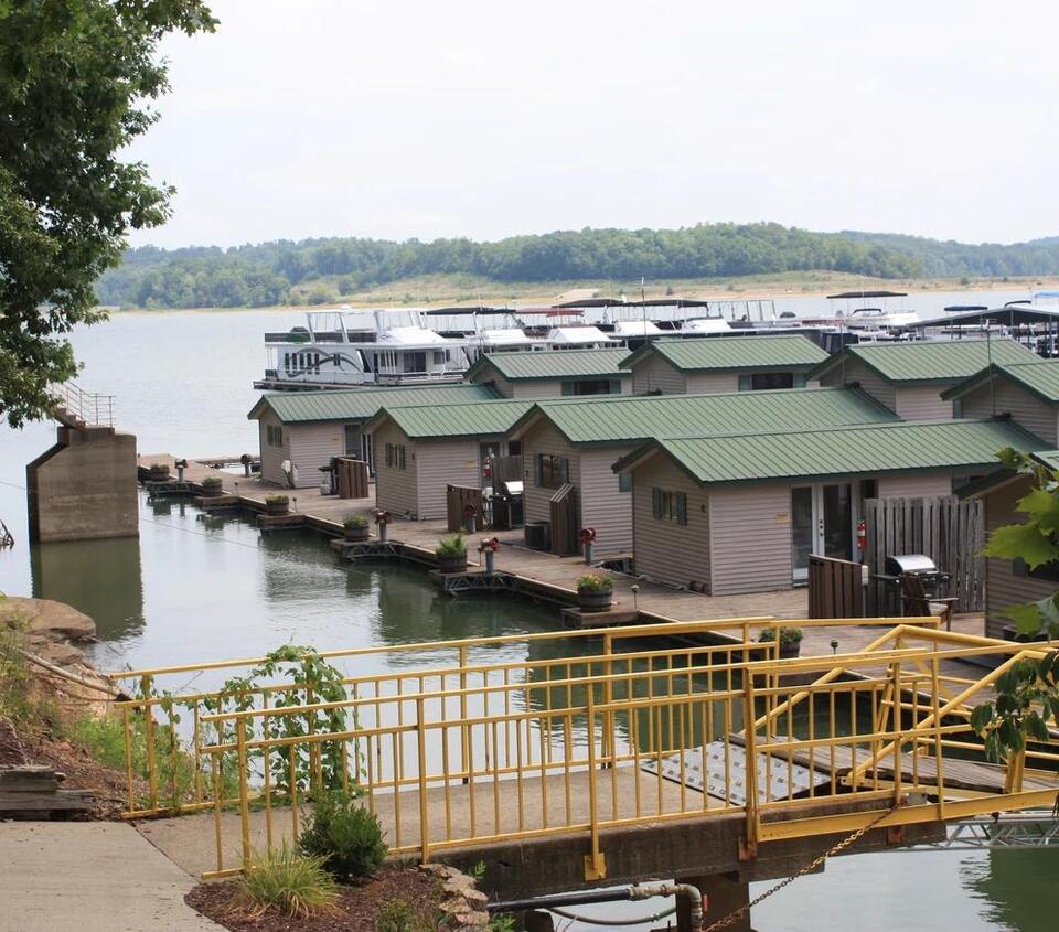Indiana Will Pay You $5,000 To Start Fresh On A Quiet Island—Are You ...