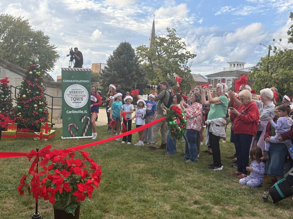 When Hallmark will film movie in Carlinville after winning ‘Merriest ...