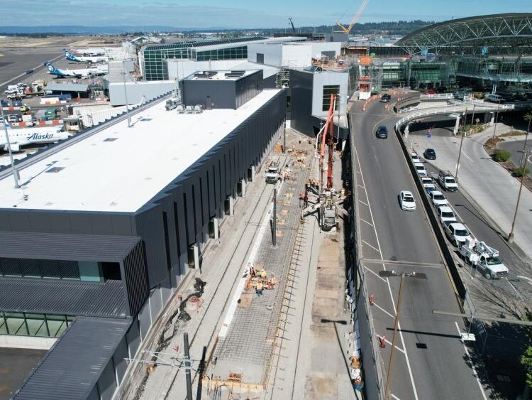 TriMet MAX Red Line service resumes to Portland International Airport