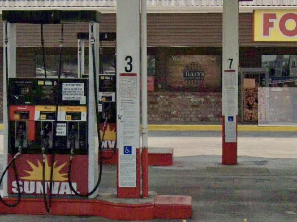 Moses Lake gas station with tainted fuel shuts down pumps, compensates