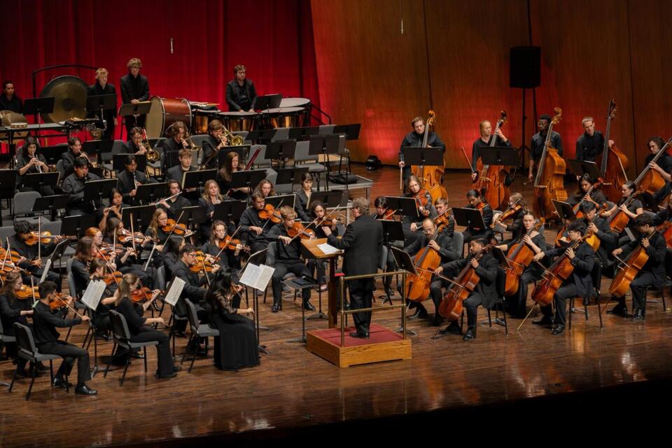 UK Symphony Orchestra opens 108th concert season with varied musical ...