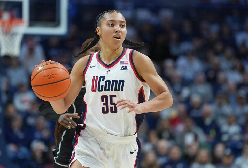 UConn Star Azzi Fudd Makes Major Off-Court Announcement - NewsBreak