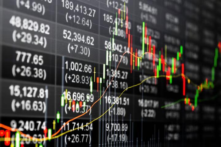 Dream Finders Homes Stock in Focus as Bear Cave Flags CEO's Pledged ...