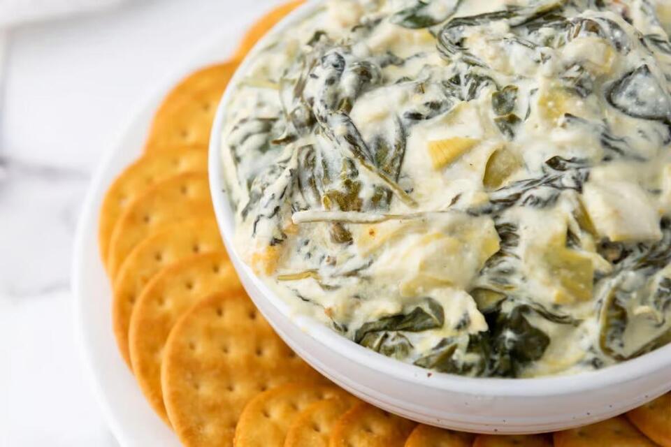 Slow Cooker Spinach Artichoke Dip - NewsBreak