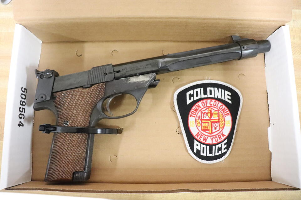 Two men face drug and weapon charges after traffic stop in Colonie ...