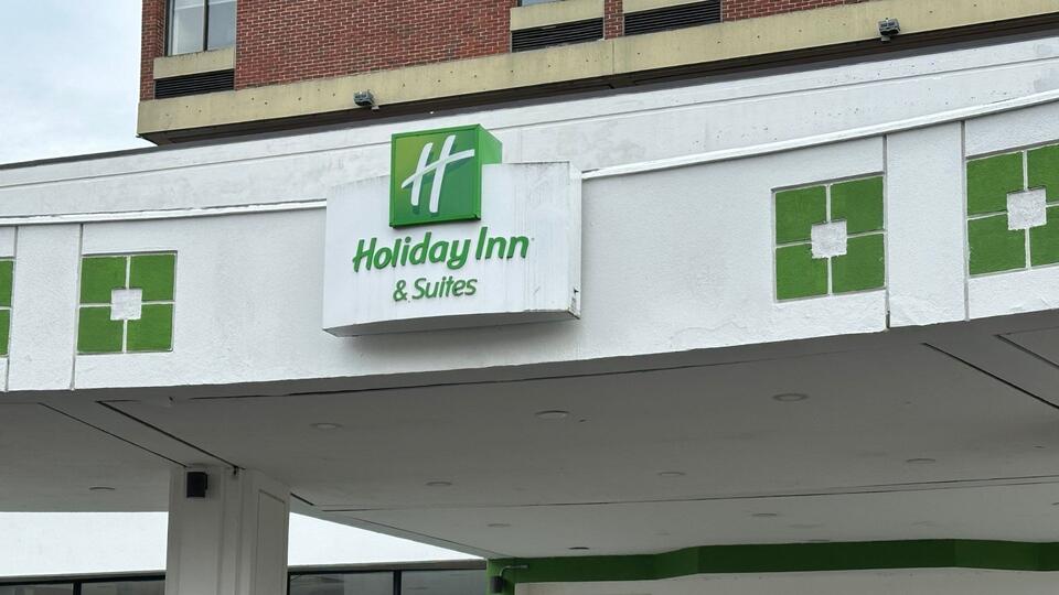 Pittsfield Holiday Inn Closure Is About More Than a Broken Elevator ...