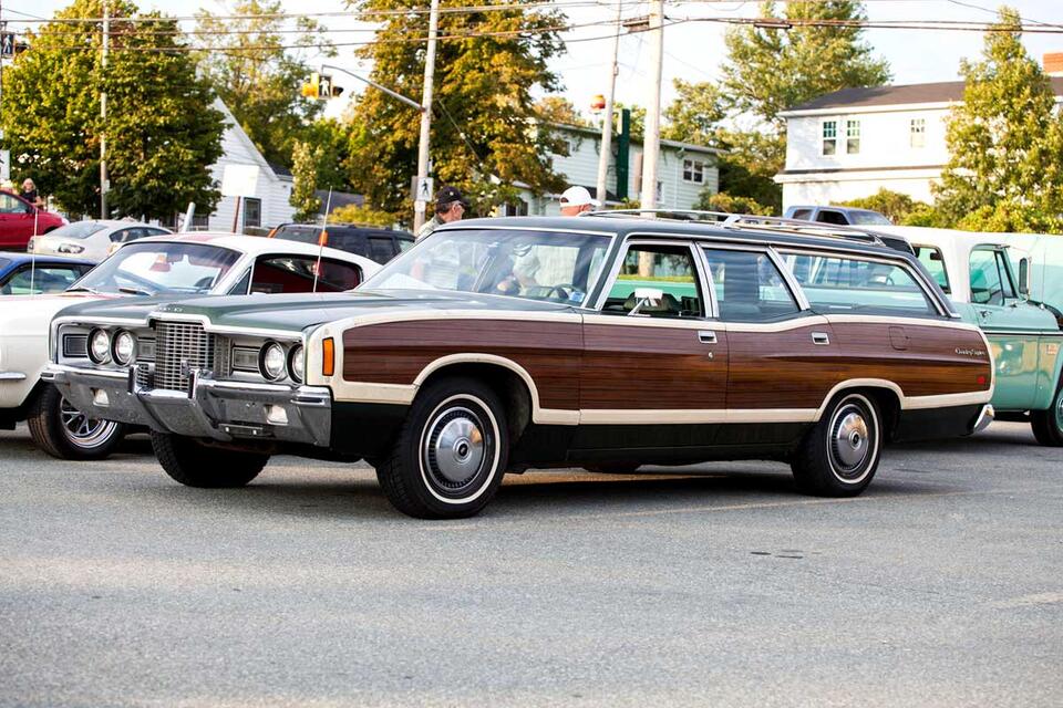 10 Middle-Class Cars That Defined the American Family - NewsBreak