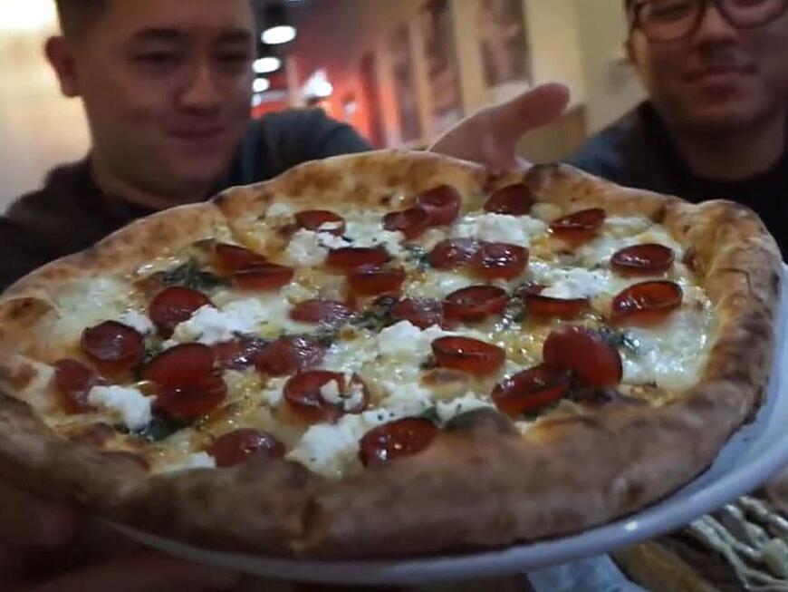 New Minnesota Pizzeria Offering Free ‘Za To First 100 Guests During Grand Opening