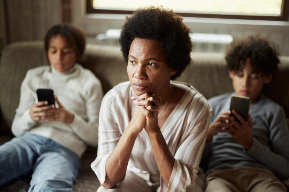 If the World Feels Scary Right Now As a Parent, Try This Therapist’s ...