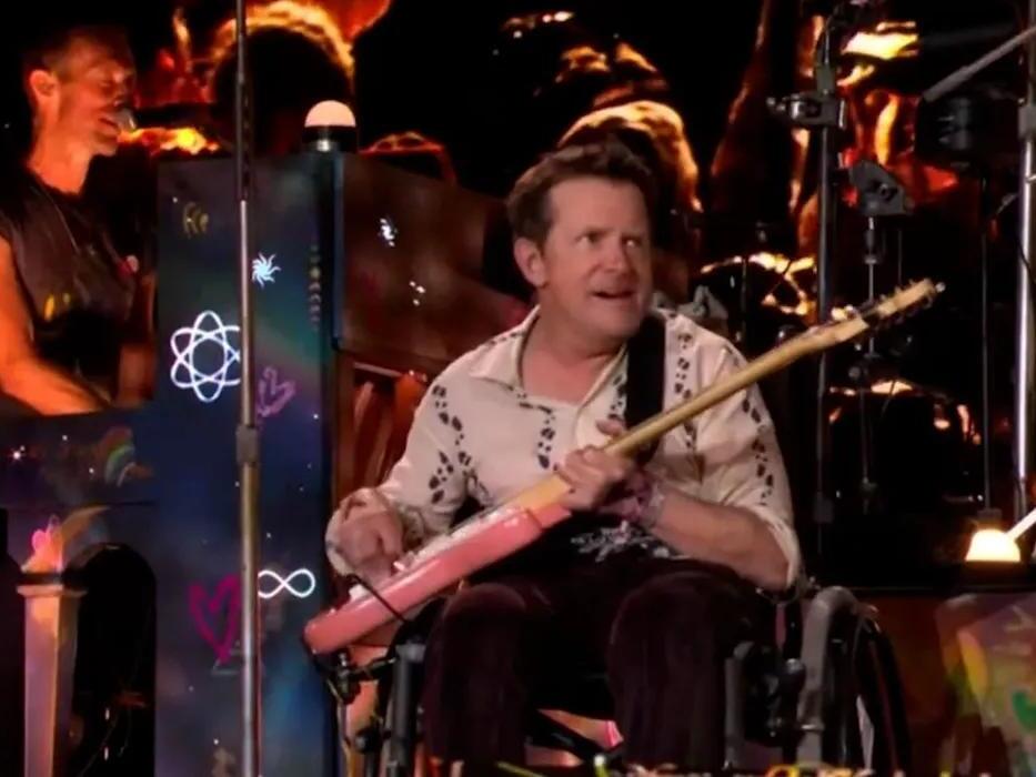 Presenter drops dirty drum and bass remix of BBC News theme during