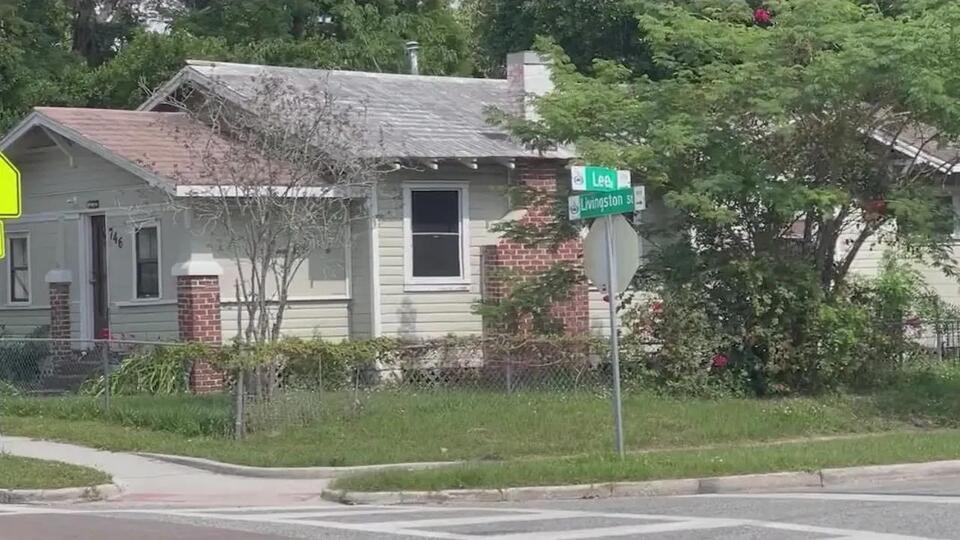 Woman found dead inside Orlando home - NewsBreak
