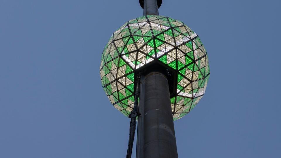 Times Square New Year's Eve ball glows in test run as NYC finalizes