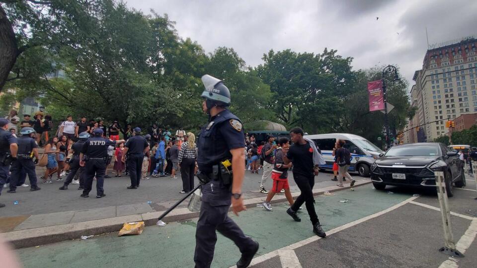 Influencer Kai Cenat charged with inciting a riot after chaotic crowd ...