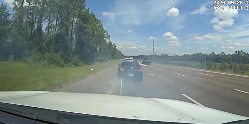 Felony suspect arrested after deputies use Grappler device on I-75 ...