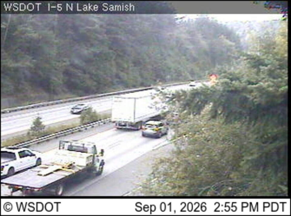 Update: Northbound I-5 traffic resumes after collision south of Bellingham