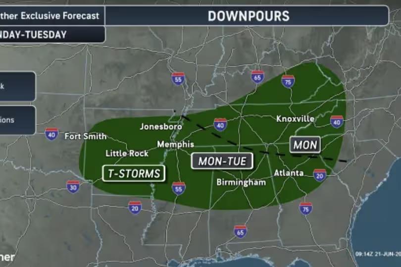 Severe weather barrels through Midwest as it eyes East Coast
