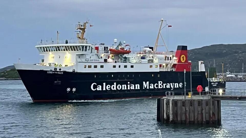 South Uist facing 'non-stop' tourism cancellations after ferry ...