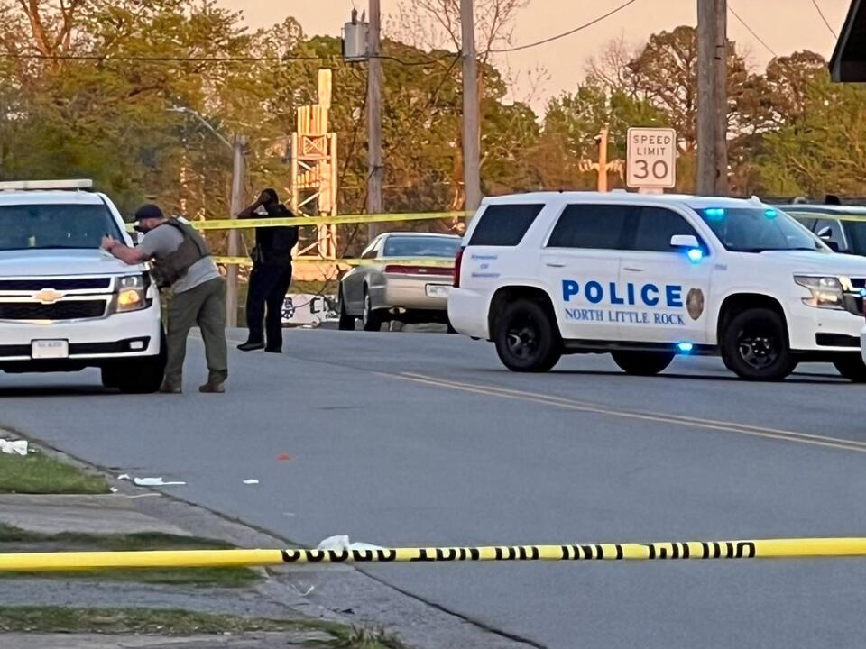 1 dead, 3 injured after shooting in North Little Rock, suspect arrested
