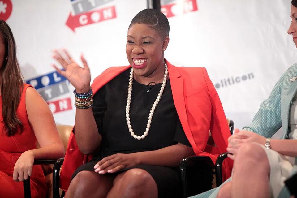 Symone Sanders Is The Keynote Speaker For The 2026 Spelman Commencement ...