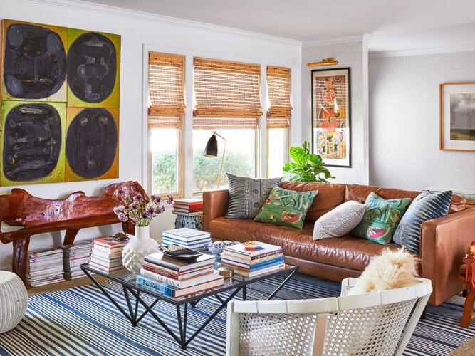 This Is How Much To Tip A Furniture Delivery Person, According To An Expert