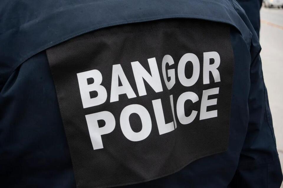 Knife-wielding woman allegedly threatened to ‘eat’ Bangor man - NewsBreak