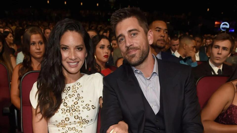 What happened with Aaron Rodgers and Olivia Munn? Family feud and split