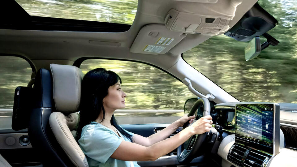 After Hundreds Of Wind Deflectors Flew Off, Ford Realizes It Has A ...