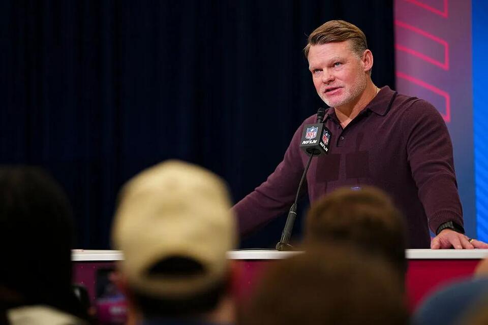 Zak Keefer: Chris Ballard Never Solved the Colts’ Pass Rush, and the ...
