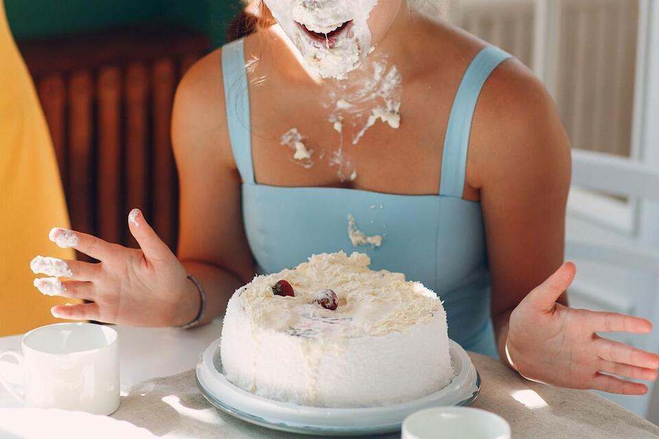 Woman's Boyfriend Shoved Her Face Into Her Birthday Cake While His