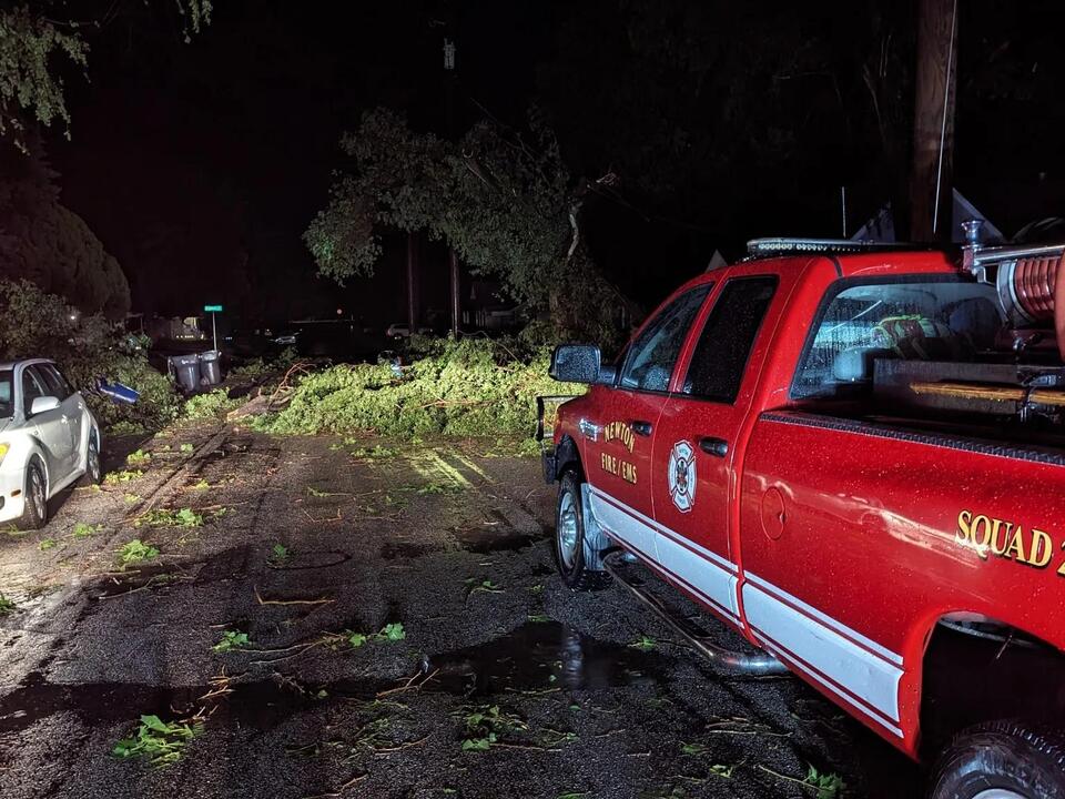 Damage reported after storms bring high wind across Kansas