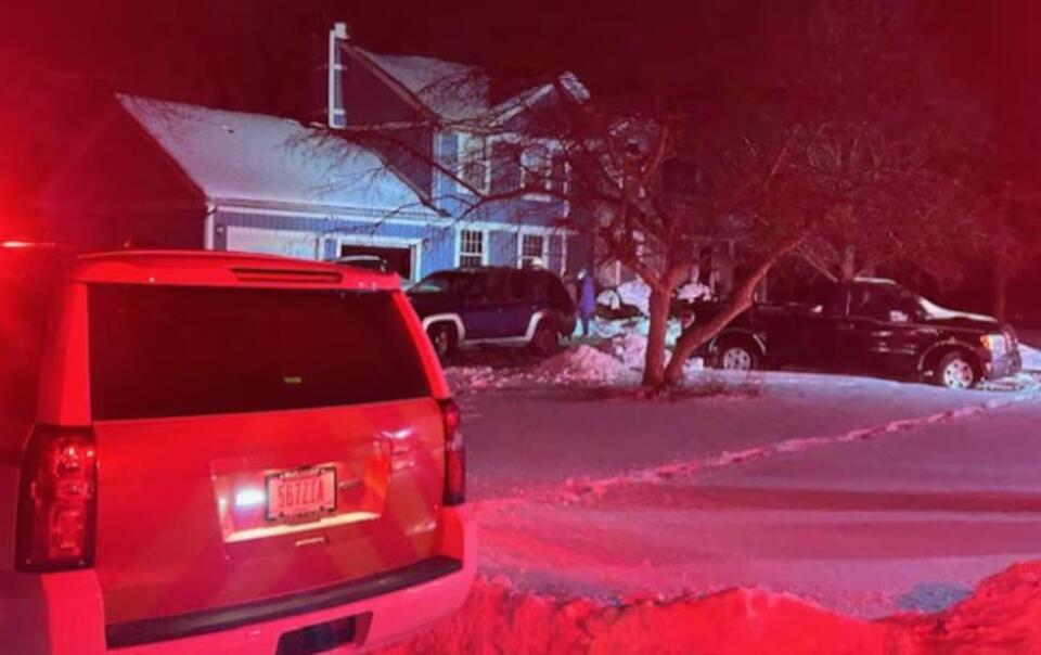 2 displaced in Warren County fire - NewsBreak