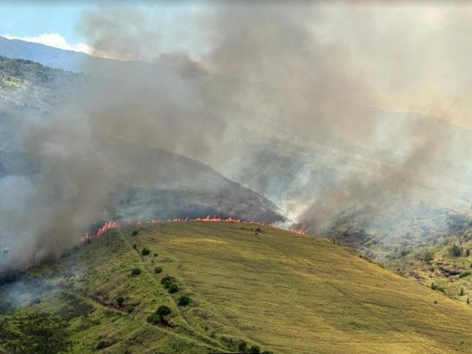 Waimea Canyon Dr. reopens as DLNR responded to flare up in Kokee fire