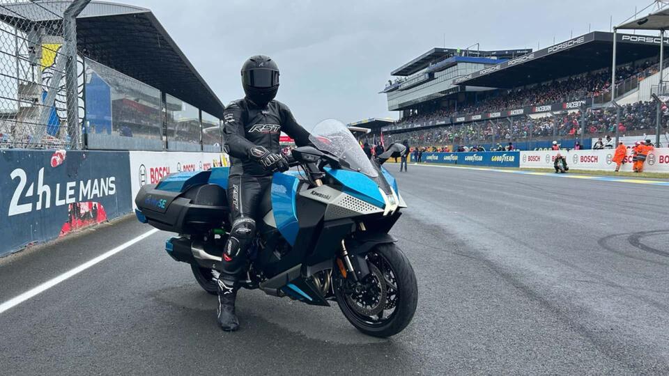 Kawasaki Wants Hydrogen Motorcycles. First, It Needs To Solve A Much ...