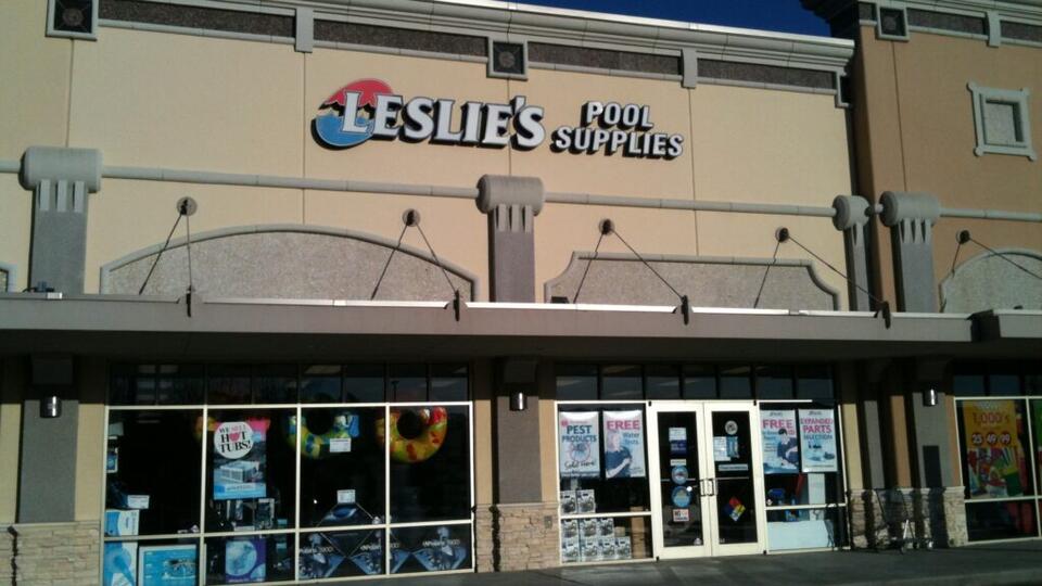 Leslie’s filed for bankruptcy, closed 76 stores and leaves the Nasdaq ...